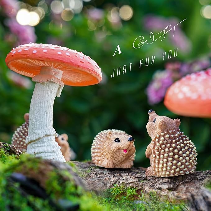 Fairy Garden Accessories, 7 Pieces Squirrel & Hedgehog Resin Figures with Acorn & Mushroom, Handmade Miniature Decor, Garden Miniatures and Home Decorations, Perfect DIY Gift for Kids