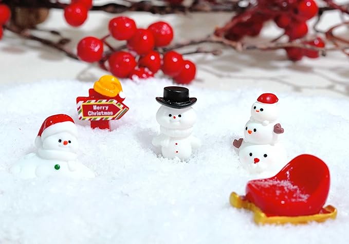 12 Pcs Mini Christmas Figurines – Resin Santa, Snowman, Reindeer & Xmas Decor Set for Miniature Scenes, Crafts, Dollhouse Ornaments & Holiday Table Decorations