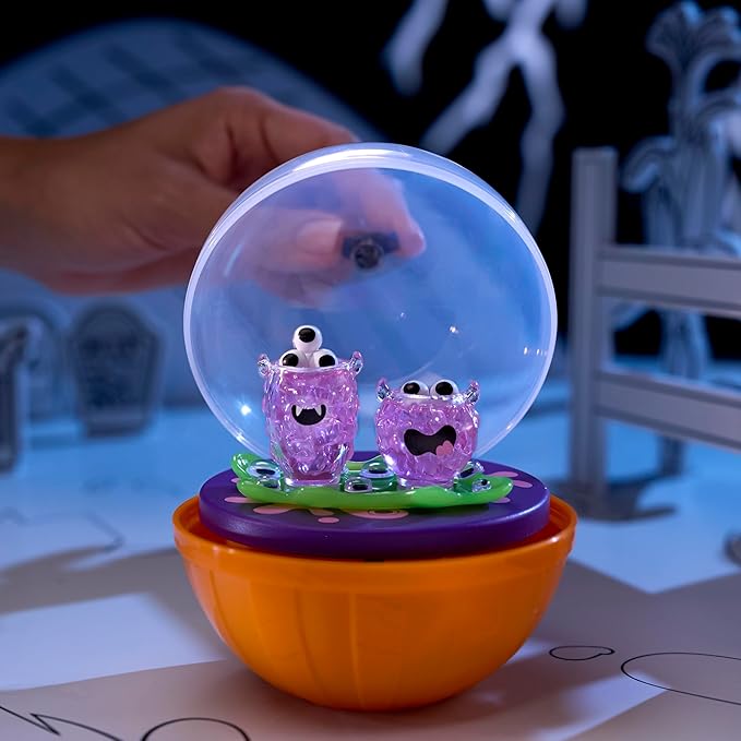 MGA's Miniverse Make It Mini Halloween, Beetlejuice, Mini Collectibles, Mystery Blind Packaging, Spooky, Halloween, Seasonal, DIY, Crafts, Resin Play, Replica Food, NOT Edible, Collectors, 8+