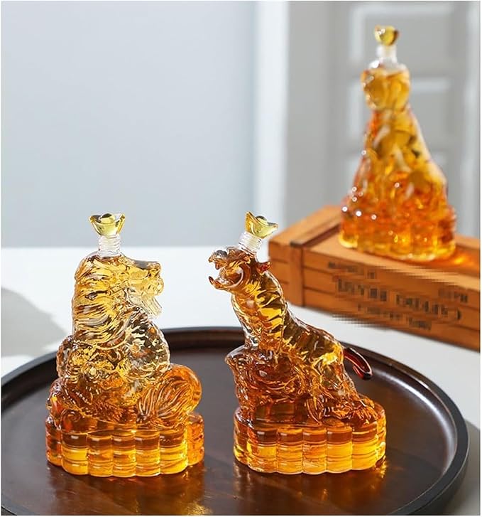 Chinese Zodiac Mini Whiskey Decanter Set of 12 with Stopper. Creative Animal Clear Glass Wine Bottle Miniature Liquor Dispenser for New Year (Size : 180ml x 12)