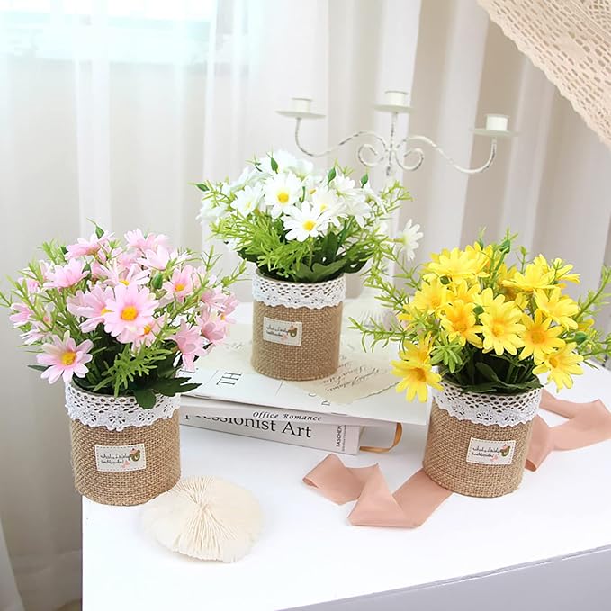 XONOR Artificial Flowers - Set of 4 Mini Fake Potted Silk Daisy Flowers for Home Decor Wedding Office Tabletop Decoration