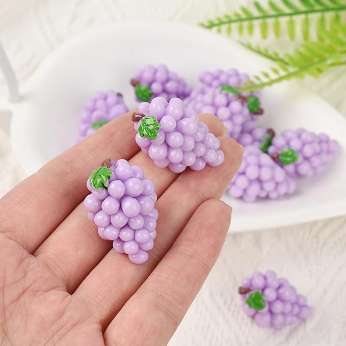Miniature Artificial Grapes, 15 Pcs Resin Simulation Grapes Artificial Mini Fruit for Home Mini Kitchen Cabinet Props DIY Crafts Decor