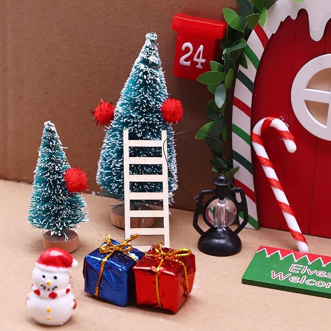 LOGOFUN 21pcs Miniature Dollhouse Christmas Scene Decoration Mini Fairy Door Gnome Tree Snowman Wreath Set for Xmas Decor