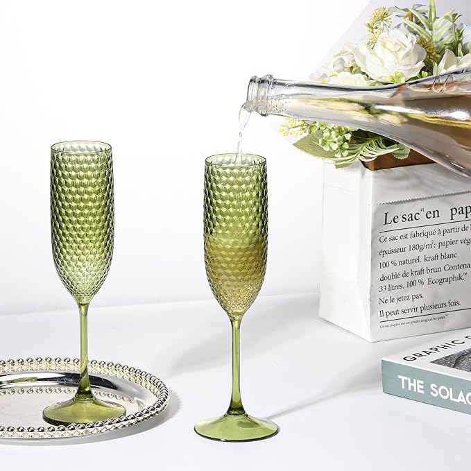 SKLENICE Plastic Champagne Flutes Champagne Glasses Unbreakable Wedding Toasting Glasses Reusable Diamond Wine Glasses Crystal Clear Party Wine Cups Vintage Drinking 5.5 OZ for Wedding (12, Green)