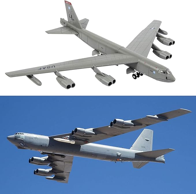 1/200 Scale B-52 Attack Plane Metal Fighter Military Model Fairchild Republic Diecast Plane Model for Commemorate Collection or Gifts