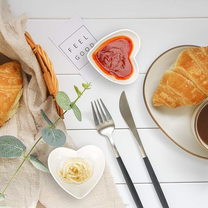 5pcs Dipping Bowls Set Heart Bowl Porcelain Soy Sauce Dish Mini Side Seasoning Dish for Jam, Appetizers, Dessert and Other Party Serving Bowls Set