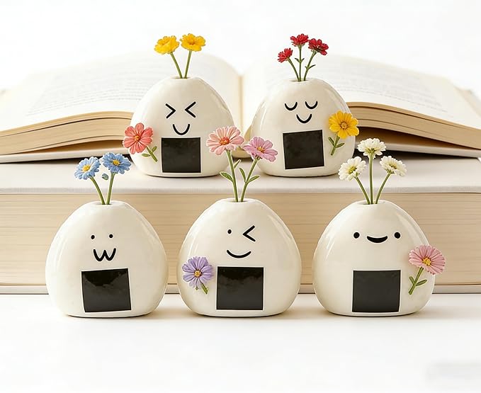 5 PCS Mini Flower Vase, Handmade Japanese Onigiri Rice Ball Mini Vases for Dry Flowers, Cute Small Bud Vases Set, Kawaii Decor Small Ceramic Vase, Cute Ceramic Little Trinkets for Bookshelf Decor