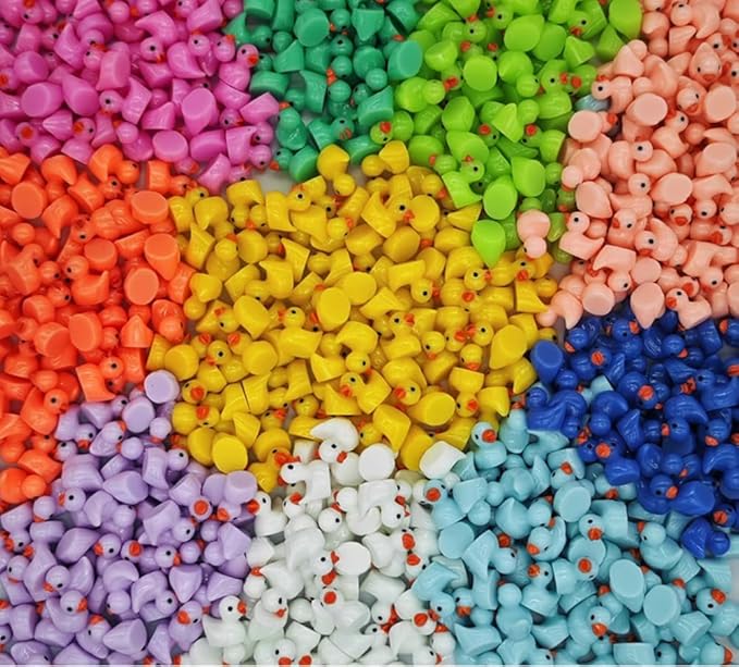 100pcs Mini Resin Duck,15 mm Dollhouse Décor for Aquarium Decor Micro Fairy Garden Landscape Hide,Seek Party Toys,Easter Basket Stuffer, Gift for All Ages (Nonluminous-Red)