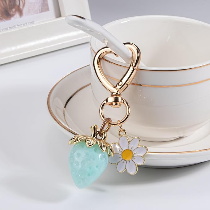 Wikavanli Cute Strawberry Keychain,Bag Charms,Kawaii Heart Flower Daisy Key chains Accessories Decor for Women Girls Purse