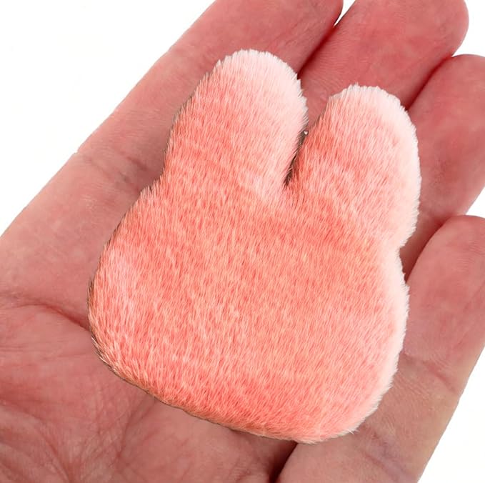 1:12 Scale Miniature Dollhouse Rabbit Rug – Soft Pink Faux Fur Carpet, Cozy Bedroom & Living Room Accessory for Dollhouse Decoration, Mini Scene Layout, DIY Display & Micro Landscape Décor (C)