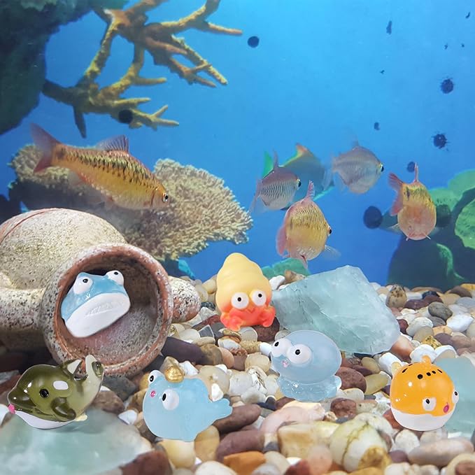 50 Pcs Mini Ocean Resin Animals Figures 50 Styles Tiny Sea Animal to Hide Little Animals Figures for Aquarium Decorations Fish Tank Ornaments Fairy Garden Miniature Landscape Dollhouse Accessories