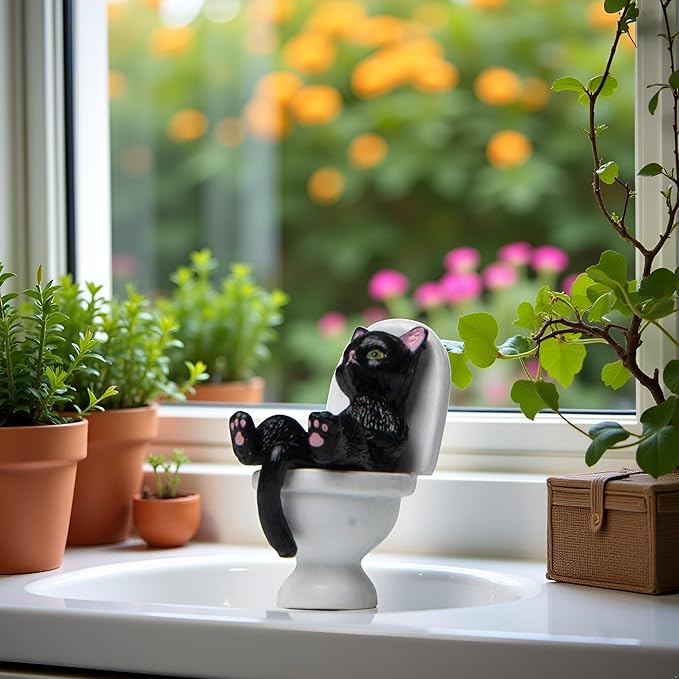 Black Cat On Toilet Ornaments Landscaping Garden Decoration Mini Cat Statue Dollhouse Accessories Household Desktop Model Home Decorations Cat Figurine Garden Miniatures