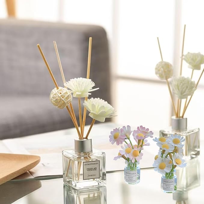 2Pcs Miniature Flower Vases with White & Pink Daisies – Realistic Handmade Dollhouse Accessories for 1:6/1:8 Scale, Fairy Garden Props, DIY Craft Elements, Cupcake Decor,Micro Landscape Embellishments