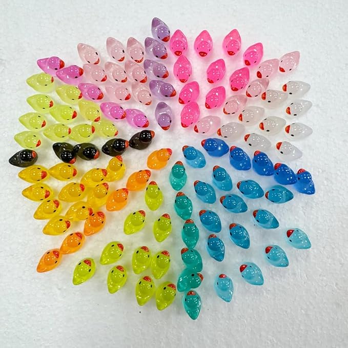 100pcs Luminous Mini Ducks,15 mm Dollhouse Décor Resin Ducks Glow in The Dark for Aquarium Decor Micro Fairy Garden Landscape Hide,Seek Party Toys,Craft Making and Ornament Scrapbooking (Multicolour)