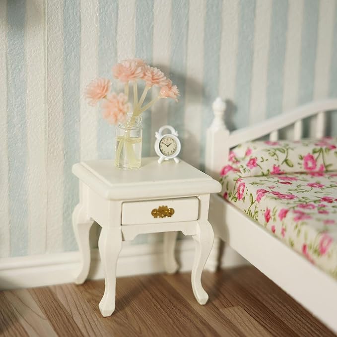 Miniature Furniture 1:12 Bedside Table Dollhouse Accessories Wooden Nightstand Vintage Living Room Bedroom Scene Bedroom Bedsides End TableHouse Model Decoration (White)