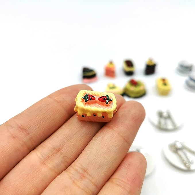 Dollhouse Decoration Accessories, 1:12 Dollhouse Miniature Scene Model Tea Cup Set Cake Mini Doll Plates Knife Fork Spoon