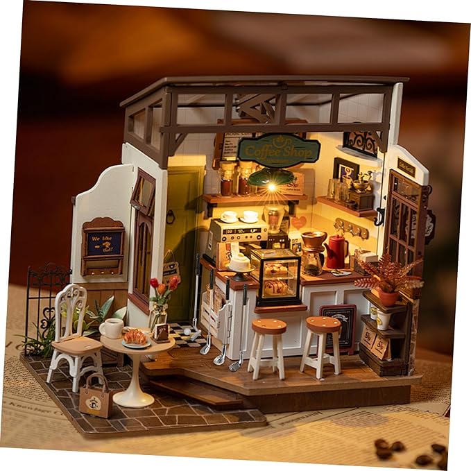 JOINPAYA 1Set Scale Miniature Golf Clubs Balls Realistic Dollhouse Accessories for Mini House Decor for Friends Material