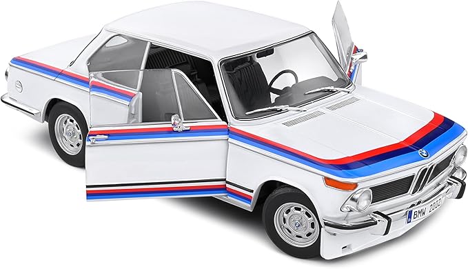 BMW 2002 Tii Turbo Evocation White – 1:18 Diecast Model by Solido – Classic Motorsport-Inspired Collectible