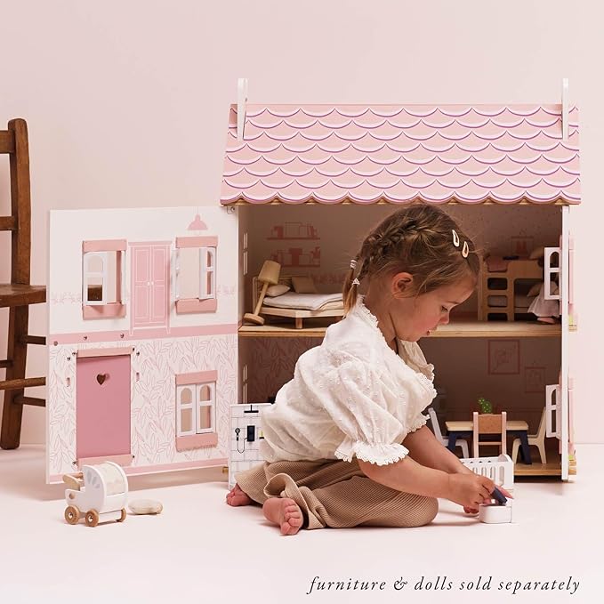 Le Toy Van - Iconic Sophie's Large Wooden Doll House | Dream House Wooden Dolls House Play Set | Great As A Gift | Suitable for Ages 3+