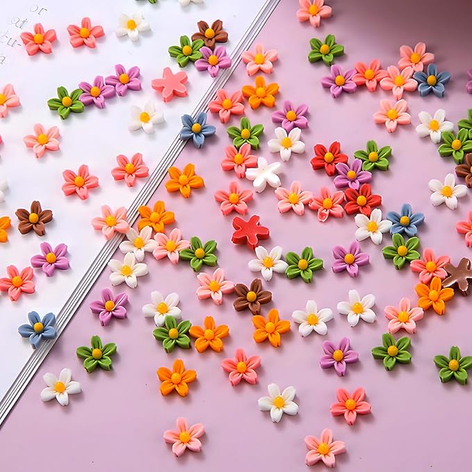 220PCS Resin Daisy Flowers for Crafts Dollhouse Miniatures Resin Mini Things Tiny Daisy Flowers for Fairy Garden Dollhouse Micro Landscaping Decoration