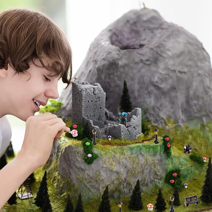 200 Pcs Miniature Garden Accessories, Including Animals, Mini Houses and DIY Dollhouse Decoration, Miniature Figurines, Micro Landscape Ornaments, Garden DIY Kit