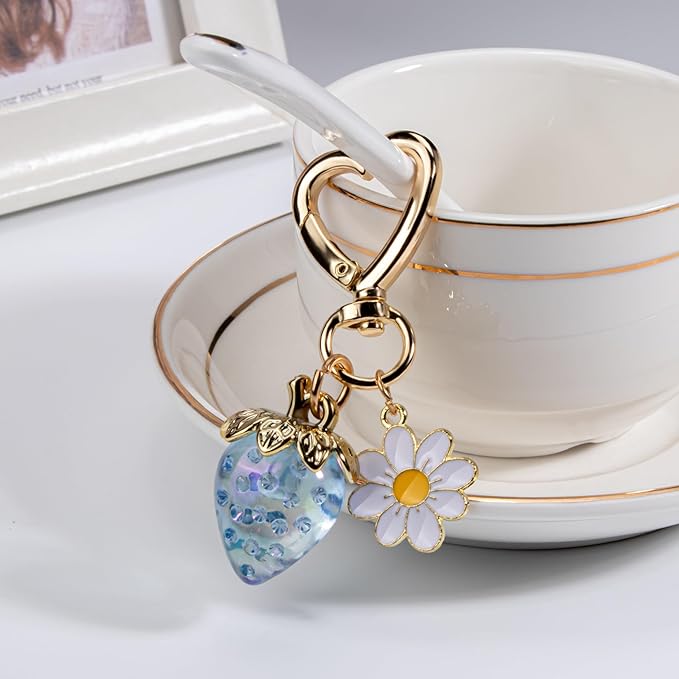 Wikavanli Cute Strawberry Keychain,Bag Charms,Kawaii Heart Flower Daisy Key chains Accessories Decor for Women Girls Purse