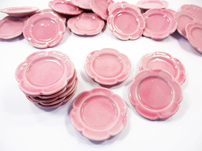 Dollhouse Miniature Kitchenware Ceramic 9 Pink Scallop Plate Dish 4cm 1:6 2356