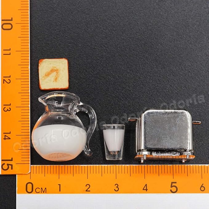 Odoria 1/12 Miniature Milk Pitcher and Toaster Dollhouse Decoration Accessories