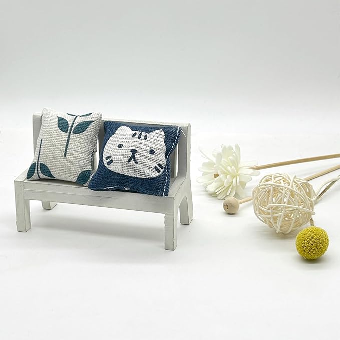 10pcs Miniature Sofa Pillow, 1:12 Scale Mini Cushions, Tiny House Sofa Bed Accessories Decoration Furniture Model Accessory (Random Pattern)