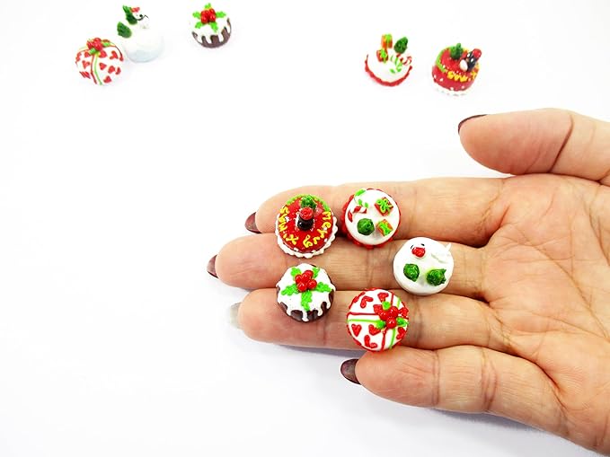 Dollhouse Miniature Food 5 Mini Christmas Cake 1.5 cm Seasonal Bakery 16114