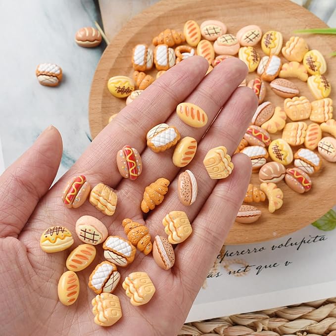 100CS Mini Bread Miniature Bread Bulk Mixed Styles Resin Bakery Food for Photography Props Home House Desk Shops Party Display Decor