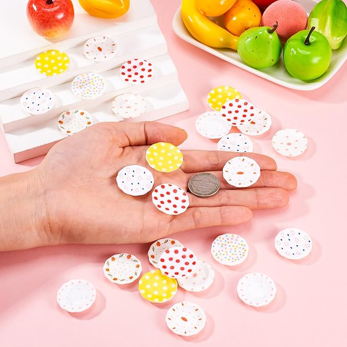 FASHEWELRY 40Pcs Plastic Miniature Plates Mini Kitchen Set Play Kitchen Plates Dishes Mini Dollhouse Accessories for Landscape Tea Party Decorations Crafts