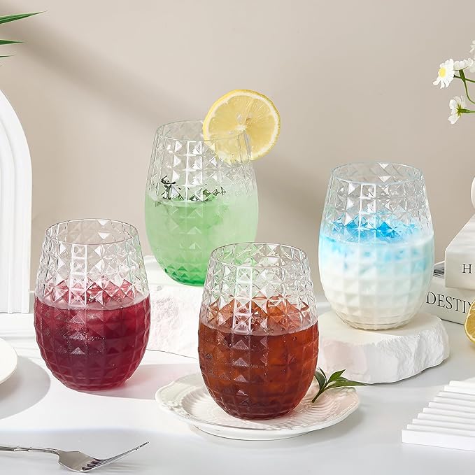 Lueumxc 20 Pack Plastic Wine Glasses, 16Oz Disposable Wine Glasses Unbreakable Clear Plastic Cocktail Glasses Recyclable Shatterproof Reusable Wine Cups (16oz-20pack)
