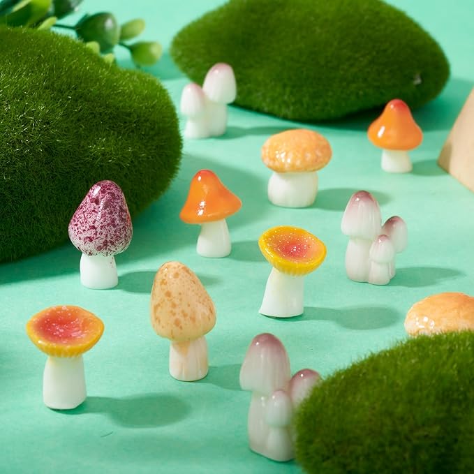 30 Pcs Mini Mushrooms Figurines Tiny Miniature Mushroom Charms Yellow Resin Mushrooms Dollhouse Ornaments for Fairy Garden Fish Tank Plant DIY Cake Topper Table Office Desk Home Party Decor