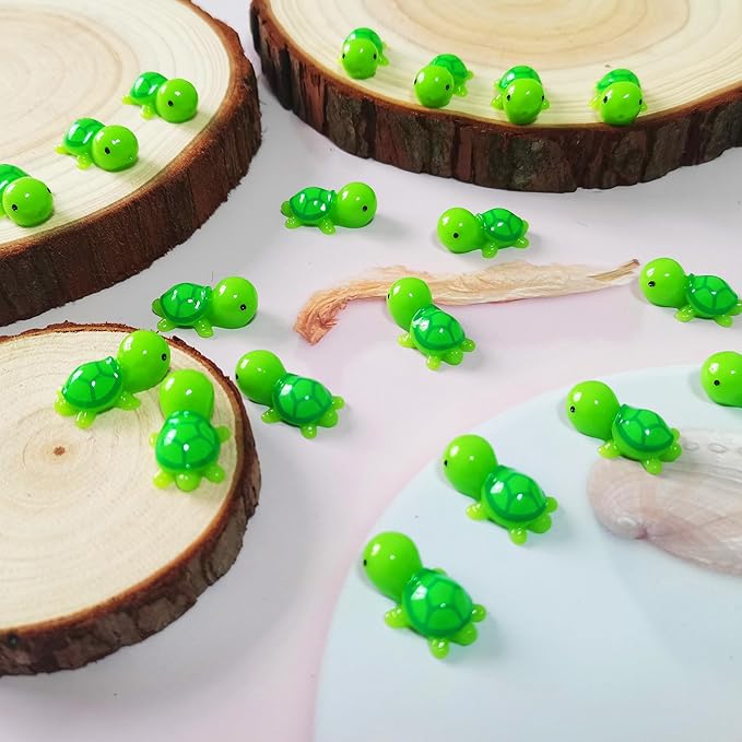 200 Pcs Tiny Sea Turtle Figurine Green Mini Turtle Statue Miniature Sea Creatures Tortoise Resin Animals for DIY Home Garden Decoration