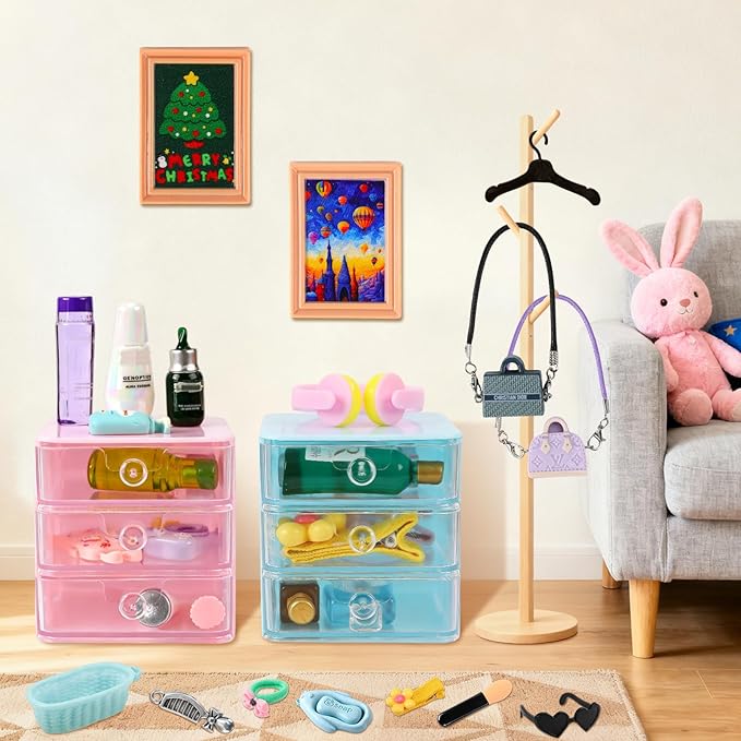 110Pcs Dollhouse Miniature Accessories Mini Bathroom Makeup Jewelry Set with Handbag Shampoo Perfume Hair Dryer Comb Shoes Glasses Money Photo Frame for DIY Doll Backpack Girl Micro Scene Decor