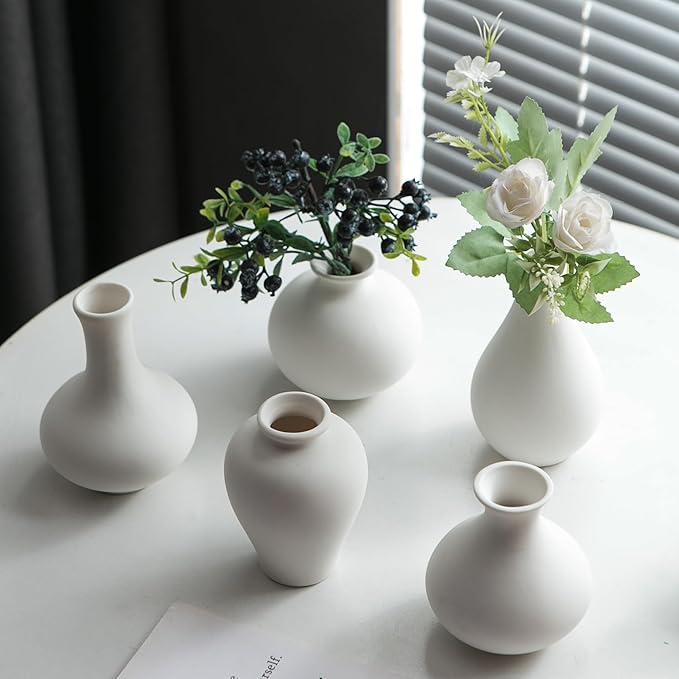 Small White Vases, Ceramic Bud Vase Set of 5, Mini Pottery Vases for Pampas Grass, Flowers, Decorative Vases for Home Modern Decor, Rustic Decor, Veses for Living Room Dining Table Shelves