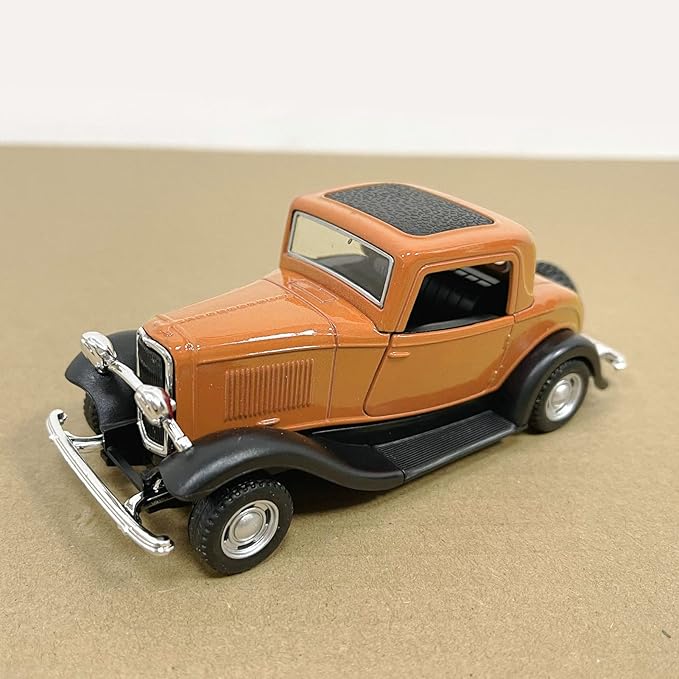 Classic Vintage Alloy Car Model Opened Doors Retro Antique Pullback Toy 1:32 for Playtime Education (Yellow)