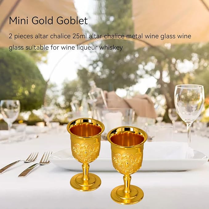 Mini Gold Goblet, 2PCS Altar Chalice 25ml Holy Altar Chalice Metal Shot Glasses Wine Cup Medieval Goblet for Wine Liqueur Whiskey, 1.5 x 2.7in