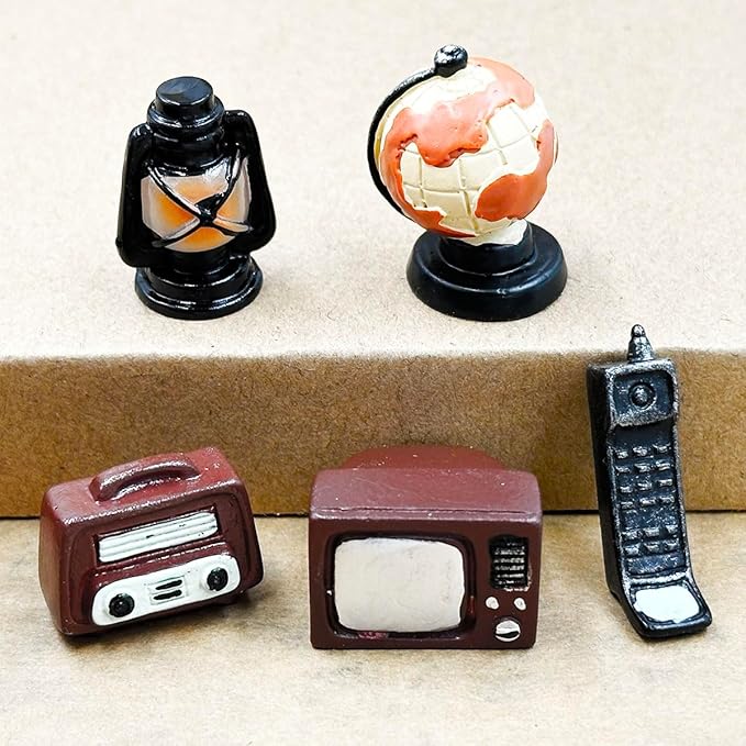 Miniature Home Appliances Retro Furniture - 13Pcs 1inch Mini Simulated Resin Camera Telephone TV Figurines Models Ornaments for DIY Diorama Micro Landscape Craft Accessories Decor