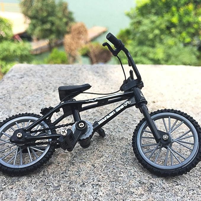 1/18 Scale Mini Diecast Mountain Bike, Finger Bicycle Model, Desktop Decor Art Craft (Green)