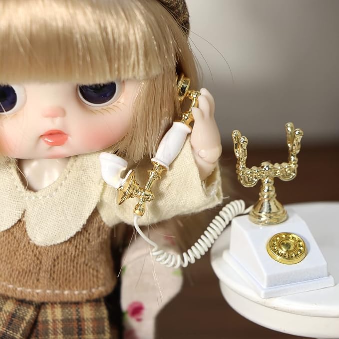 Dollhouse Telephone 1:12 Miniature Vintage Rotary Phone Model Desk Decoration Retro Mini Accessorries for Artificial House Living Room Scene (White)