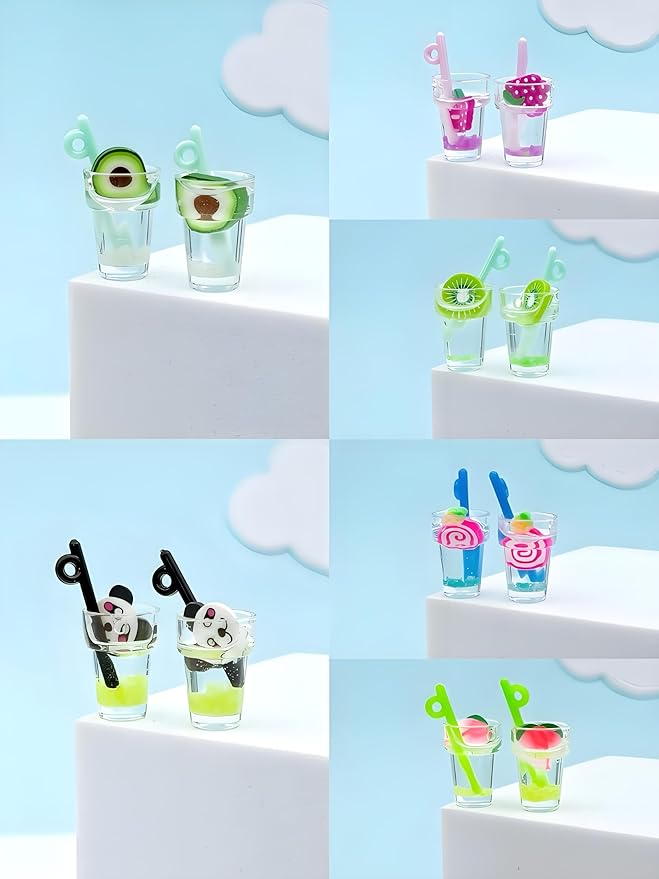 11 Pcs Miniature Dollhouse Drinks Set – Resin Glass Cup and Fruit Beverage Bottles, Simulated Drink Models for Summer Leisure-Themed Decor Decor, 1.07 x 0.5 Inch Mini Props for DIY Craft Display