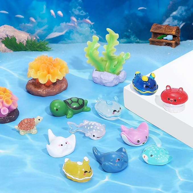 50 Pieces Mini Ocean Resin Animals Tiny Sea Animals Figurines for Cute Fish Tank Decorations Aquarium DIY Miniature Scenes Fairy Garden Dollhouse Birthday Party Favors