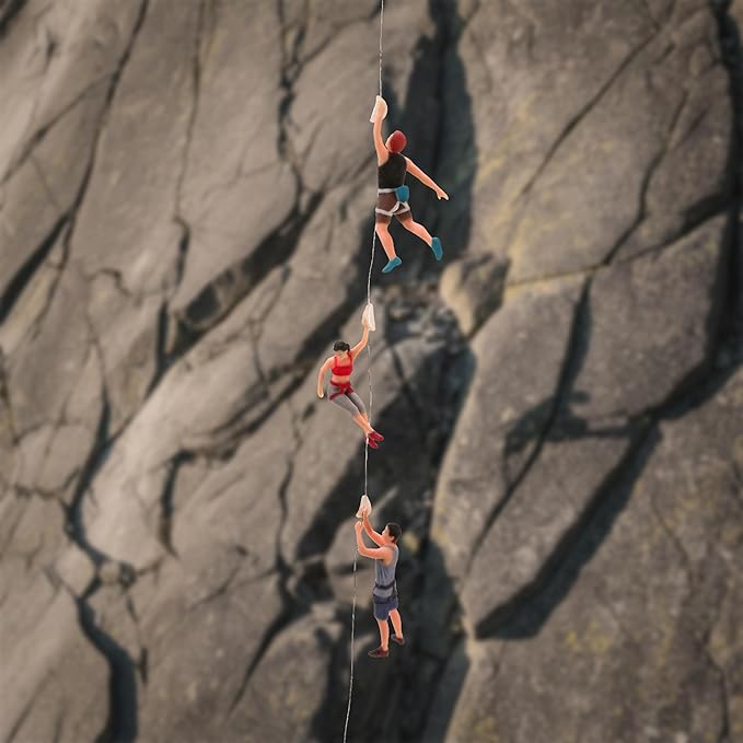 KH866 3Pcs 1:64 Miniature Scene Figurines – Rock Climbing Figures for Dioramas Photography Props Sports Theme Decoration Models for Adults