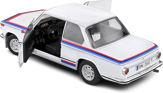 BMW 2002 Tii Turbo Evocation White – 1:18 Diecast Model by Solido – Classic Motorsport-Inspired Collectible