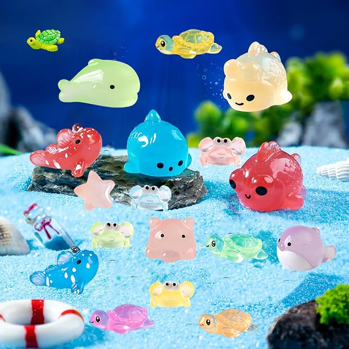 135 Pcs Mini Resin Animals Tiny Resin Animal Miniature Animals Figurines Small Little Animal Figures Bulk for Fairy Garden Micro Landscape Accessories Dollhouse Hide Crafts Décor