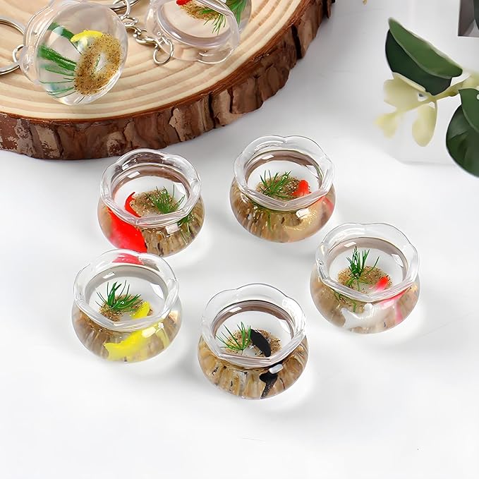 2Pcs Random Miniature Goldfish Bowls – 1:12 Scale Dollhouse Fish Tank Accessories,Realistic Resin Round Aquarium with Goldfish & Grass, Fairy Garden Ornaments, DIY Desktop Craft & Cupcake Topper Decor