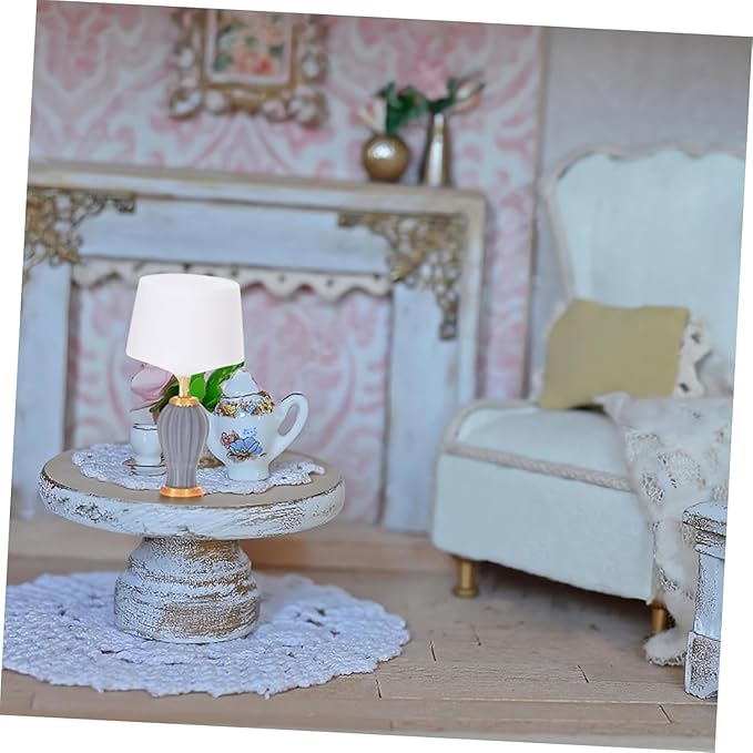 2 Pcs Miniature Table Lamp Models – 1:12 Scale European Design Dollhouse Furniture – Mini Bedside Lamps for DIY Desktop Decoration, Bedroom Diorama, Sand Table, Office, Study & Creative Ornaments