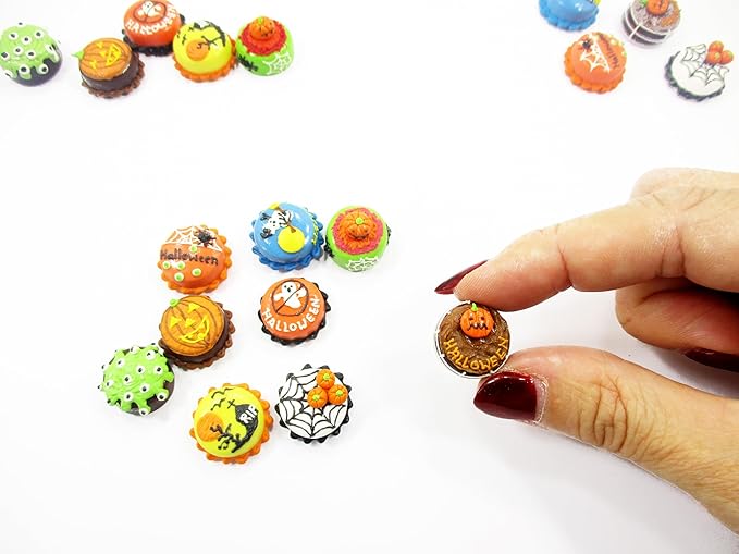 Dollhouse Miniature Food 9 Mini Halloween Mixed Cake 1.5 cm Bakery Supply 16081
